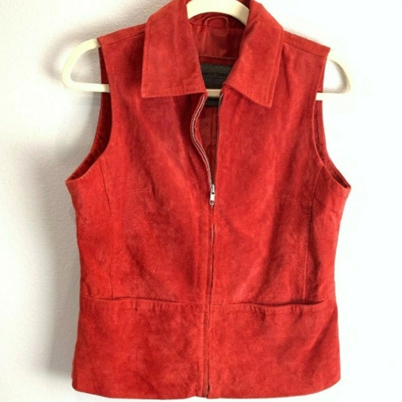 Brandon Thomas Jackets & Blazers - 😊 Brandon Thomas Zip Up Vest Size Small Red Suede